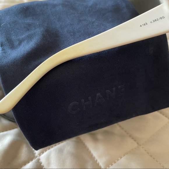 Chanel sunglasses - Picture 8 of 9